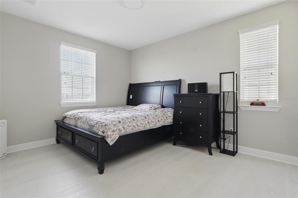 For Sale: $769,900 (4 beds, 3 baths, 3678 Square Feet)