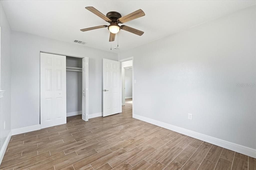 For Sale: $280,000 (4 beds, 2 baths, 1177 Square Feet)