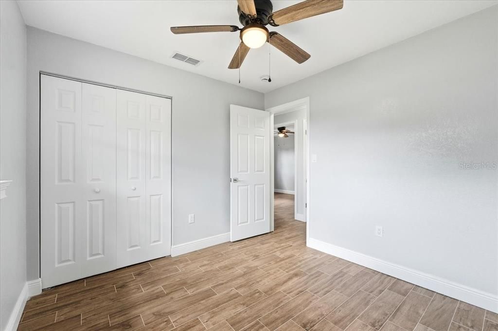 For Sale: $280,000 (4 beds, 2 baths, 1177 Square Feet)