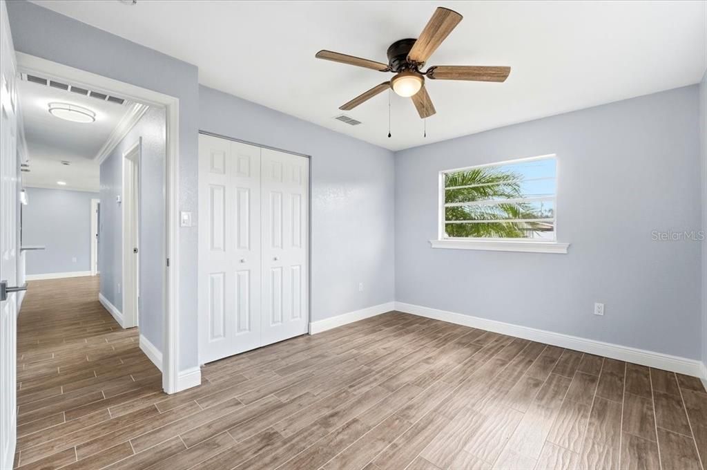 For Sale: $280,000 (4 beds, 2 baths, 1177 Square Feet)