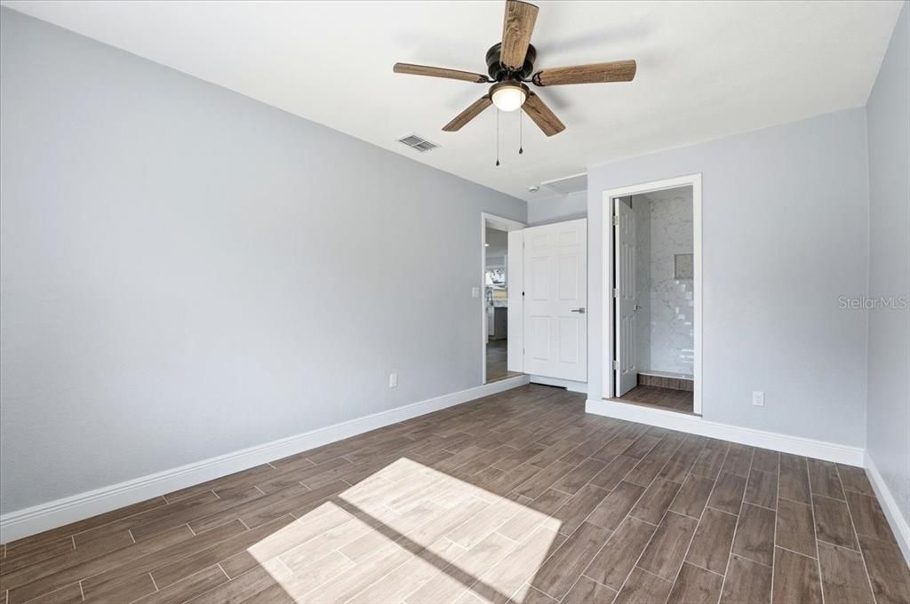 For Sale: $280,000 (4 beds, 2 baths, 1177 Square Feet)