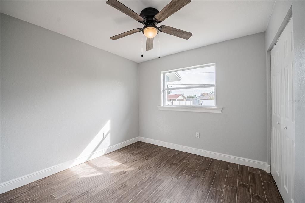 For Sale: $280,000 (4 beds, 2 baths, 1177 Square Feet)