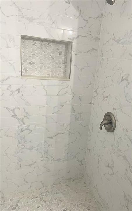 For Sale: $280,000 (4 beds, 2 baths, 1177 Square Feet)