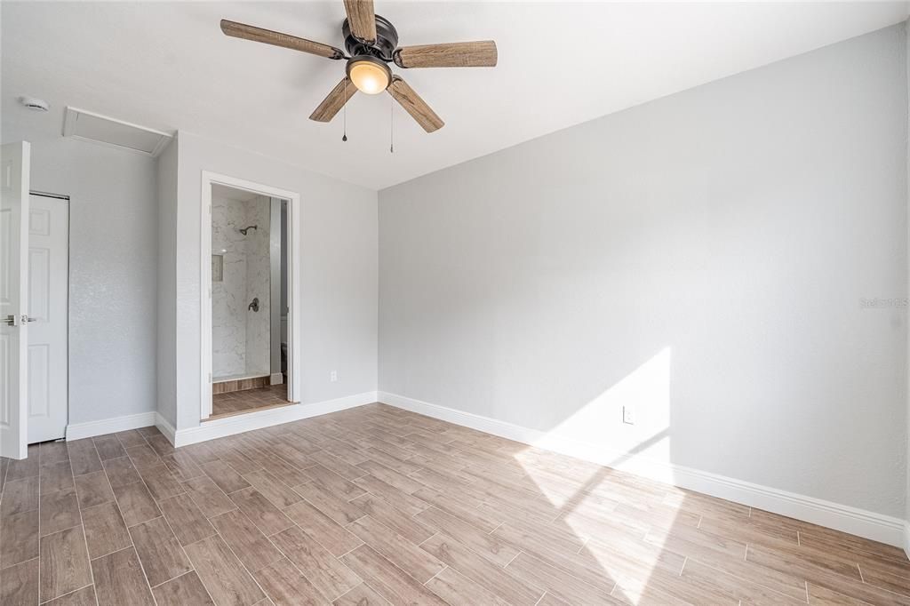 For Sale: $280,000 (4 beds, 2 baths, 1177 Square Feet)