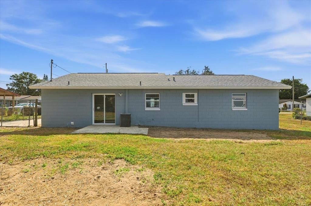 For Sale: $280,000 (4 beds, 2 baths, 1177 Square Feet)