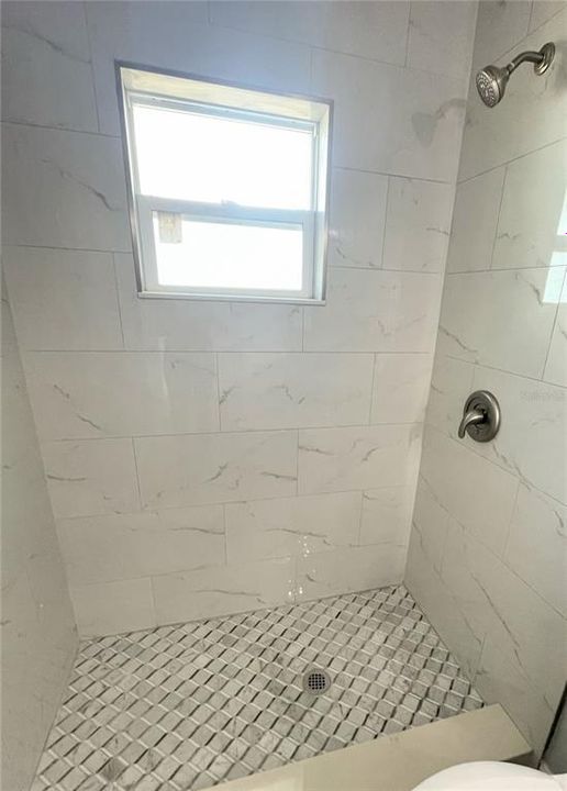 For Sale: $280,000 (4 beds, 2 baths, 1177 Square Feet)