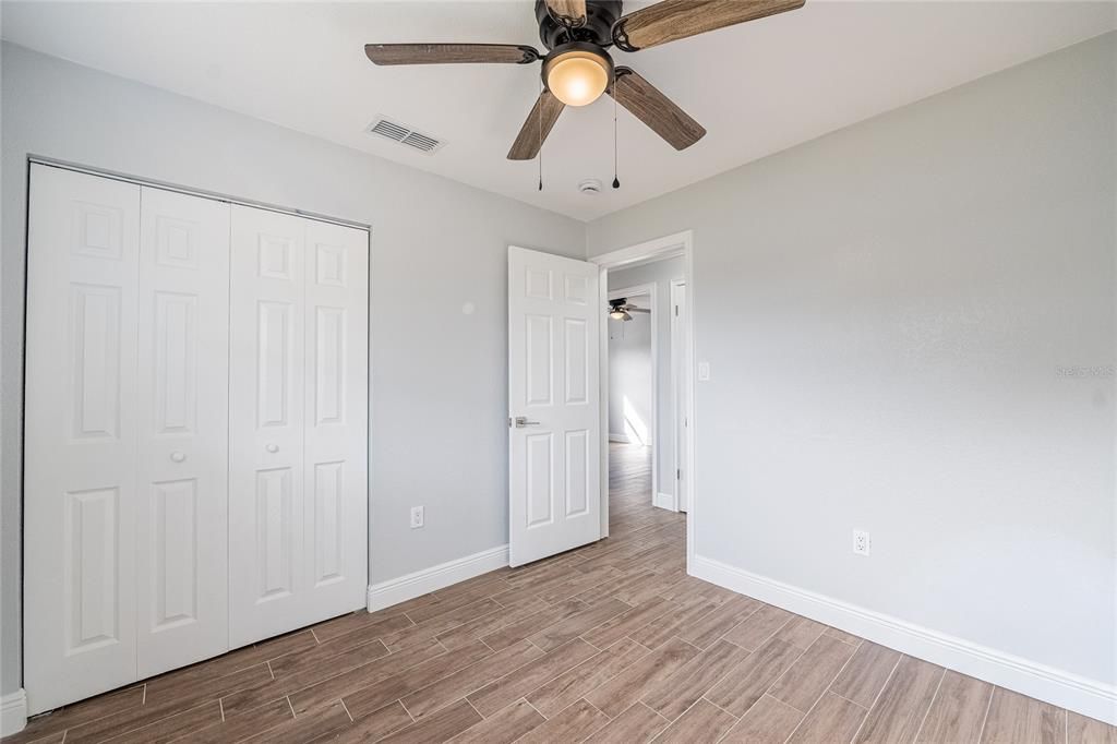 For Sale: $280,000 (4 beds, 2 baths, 1177 Square Feet)