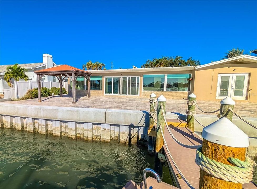 For Sale: $1,300,000 (3 beds, 2 baths, 2165 Square Feet)