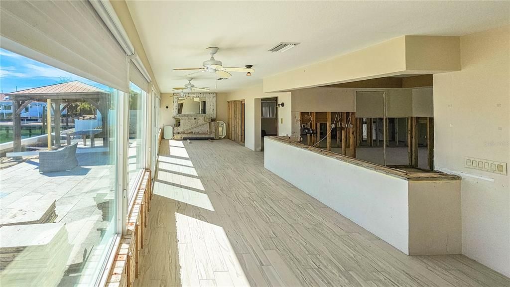 For Sale: $1,300,000 (3 beds, 2 baths, 2165 Square Feet)