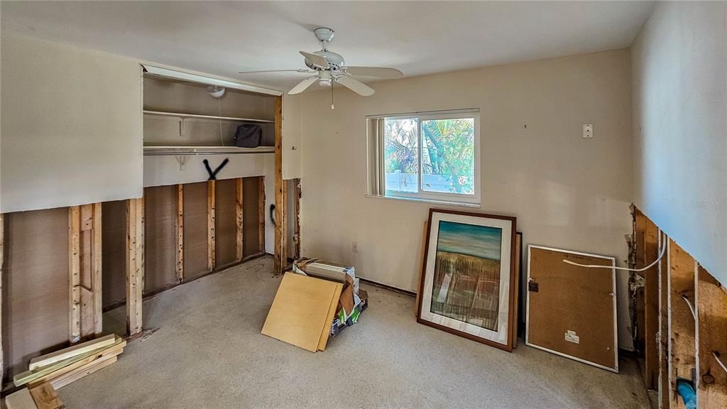 For Sale: $1,300,000 (3 beds, 2 baths, 2165 Square Feet)