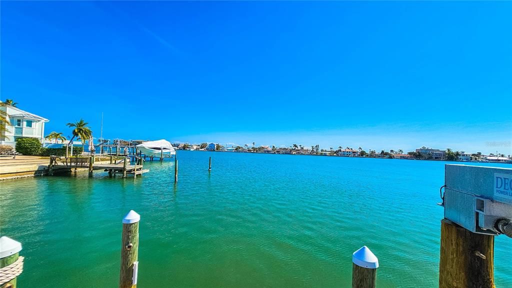 For Sale: $1,300,000 (3 beds, 2 baths, 2165 Square Feet)