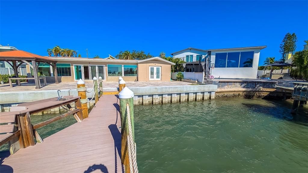 For Sale: $1,300,000 (3 beds, 2 baths, 2165 Square Feet)