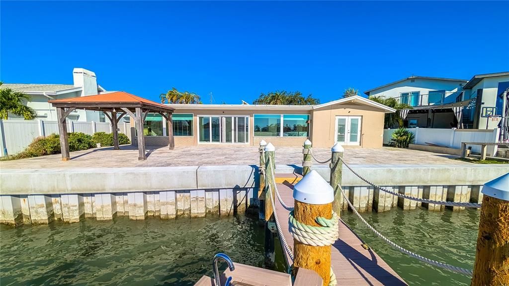 For Sale: $1,300,000 (3 beds, 2 baths, 2165 Square Feet)