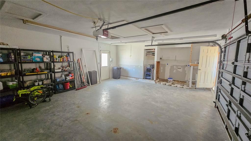 For Sale: $1,300,000 (3 beds, 2 baths, 2165 Square Feet)