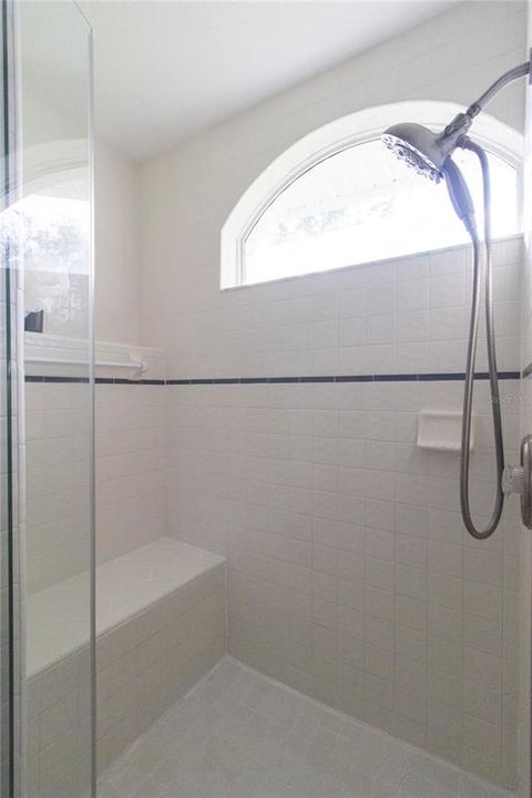 For Sale: $529,900 (4 beds, 3 baths, 2097 Square Feet)