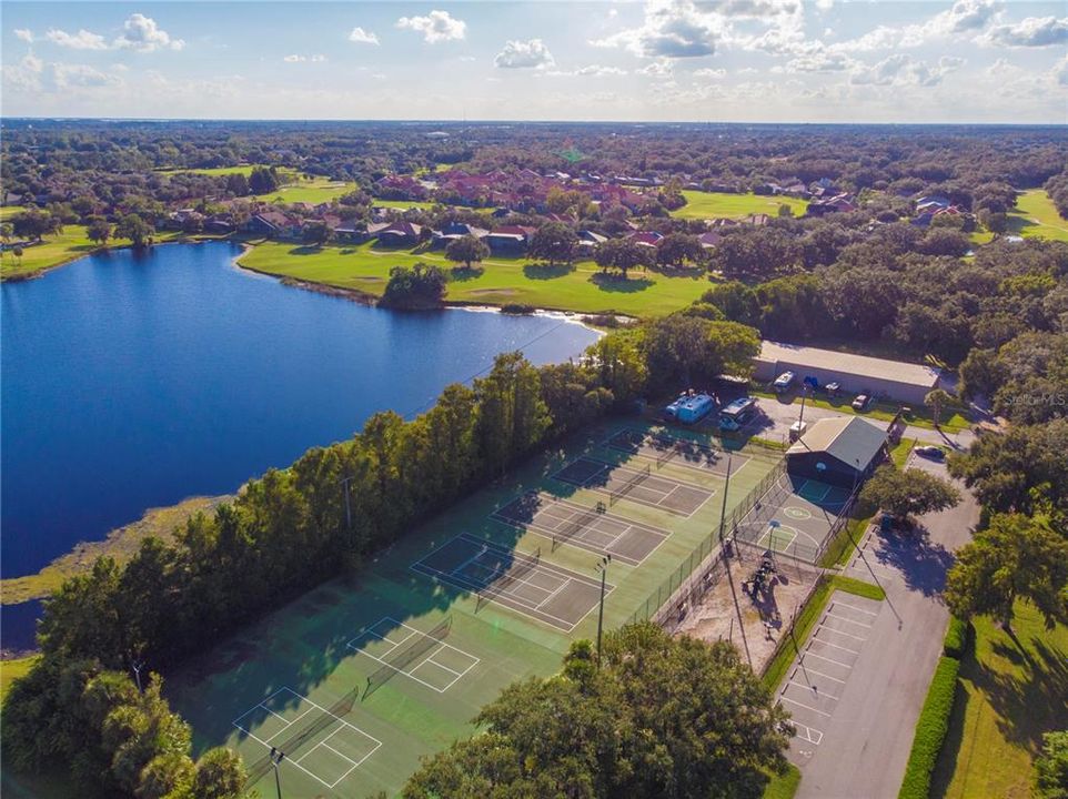 For Sale: $529,900 (4 beds, 3 baths, 2097 Square Feet)