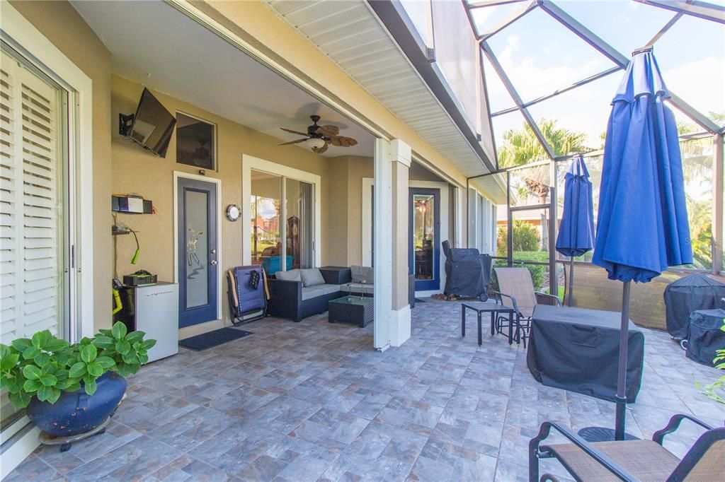 For Sale: $529,900 (4 beds, 3 baths, 2097 Square Feet)