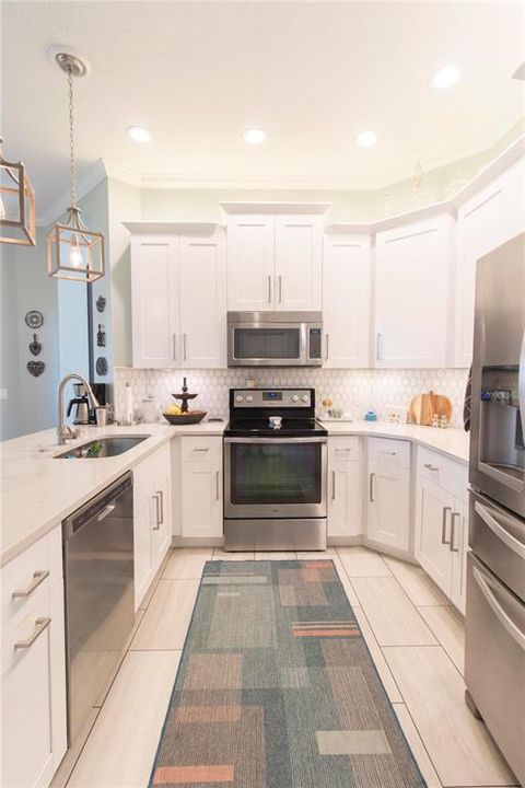 For Sale: $529,900 (4 beds, 3 baths, 2097 Square Feet)