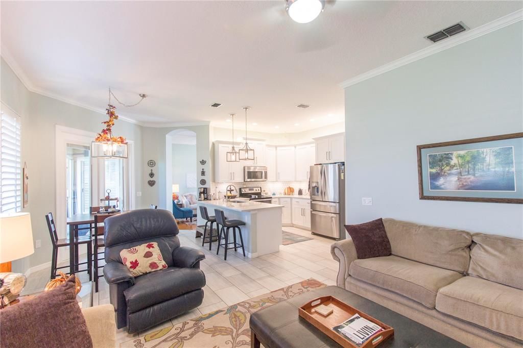 For Sale: $529,900 (4 beds, 3 baths, 2097 Square Feet)