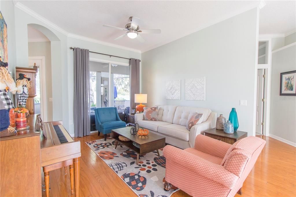 For Sale: $529,900 (4 beds, 3 baths, 2097 Square Feet)