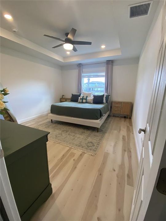 For Sale: $405,000 (3 beds, 2 baths, 1918 Square Feet)