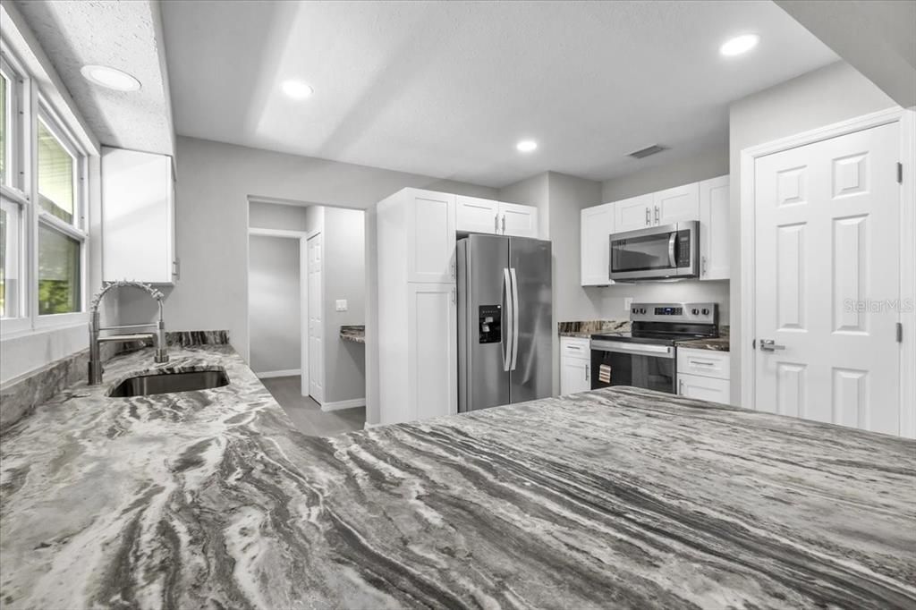 Active With Contract: $265,000 (3 beds, 2 baths, 1395 Square Feet)