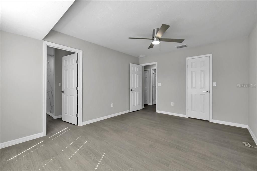 Active With Contract: $265,000 (3 beds, 2 baths, 1395 Square Feet)