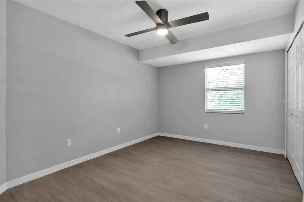 Active With Contract: $265,000 (3 beds, 2 baths, 1395 Square Feet)