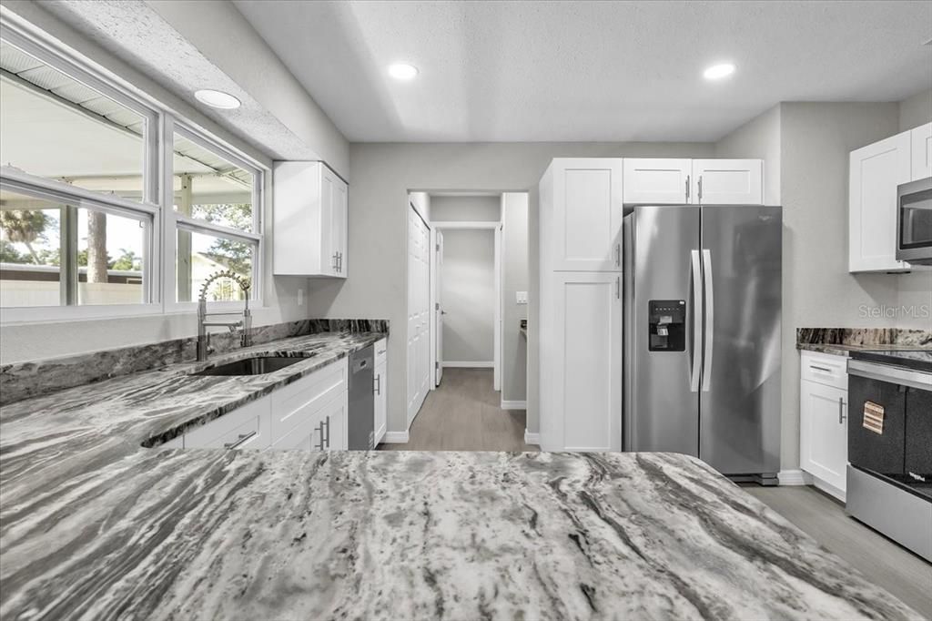 Active With Contract: $265,000 (3 beds, 2 baths, 1395 Square Feet)