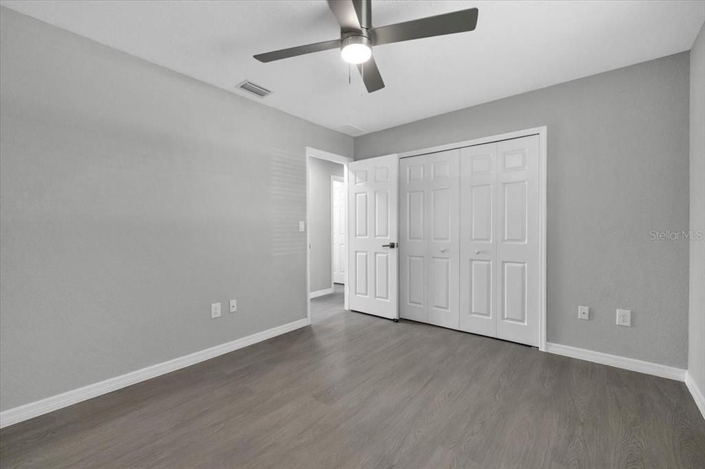 Active With Contract: $265,000 (3 beds, 2 baths, 1395 Square Feet)