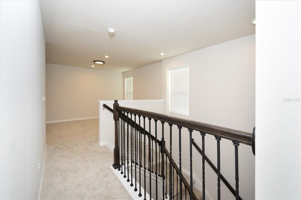 出租: $2,850 (5 贝兹, 3 浴室, 2370 平方英尺)