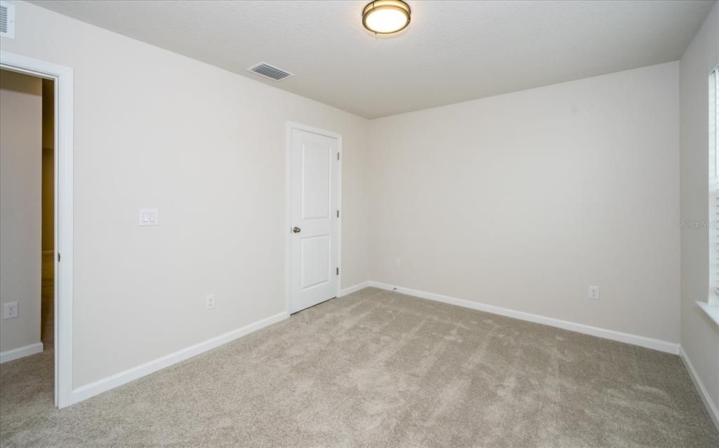 出租: $2,850 (5 贝兹, 3 浴室, 2370 平方英尺)