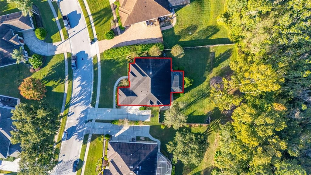 Activo con contrato: $720,000 (4 camas, 3 baños, 2926 Pies cuadrados)