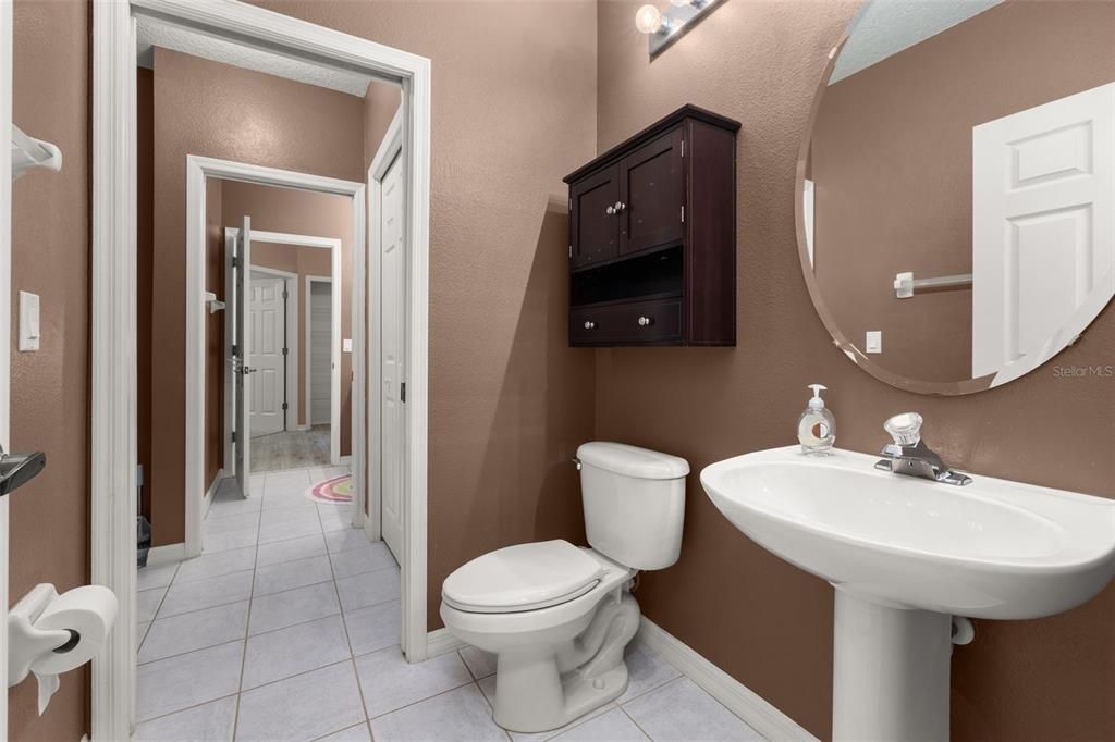 Activo con contrato: $720,000 (4 camas, 3 baños, 2926 Pies cuadrados)