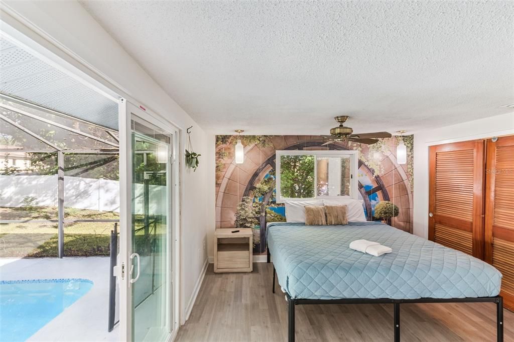 For Sale: $399,999 (4 beds, 2 baths, 1696 Square Feet)