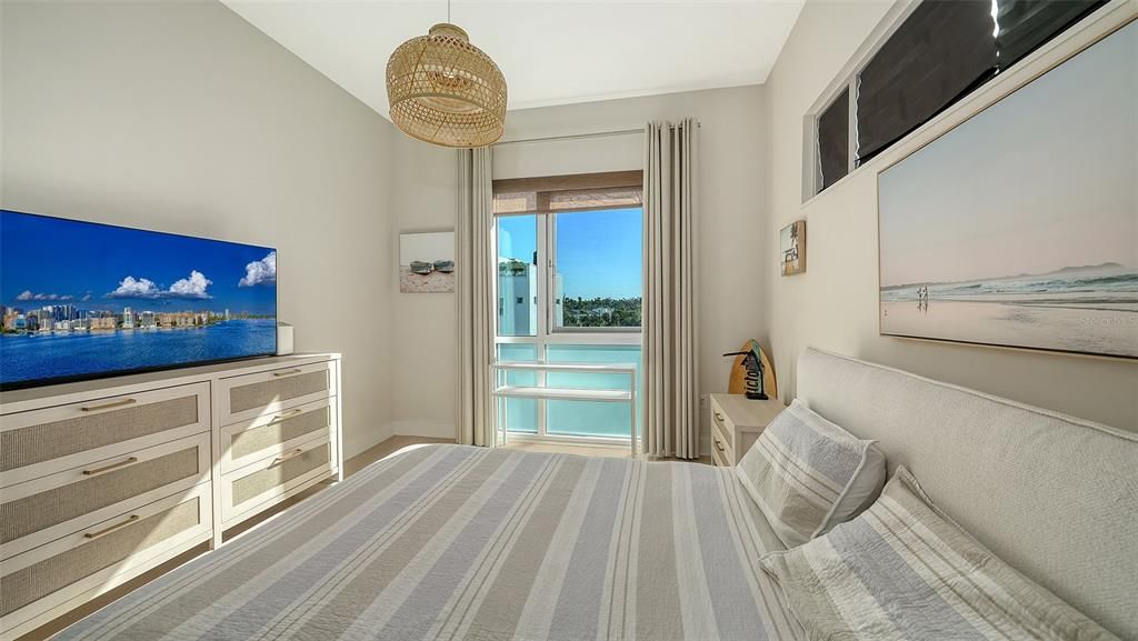 出租: $9,500 (4 贝兹, 2 浴室, 1523 平方英尺)