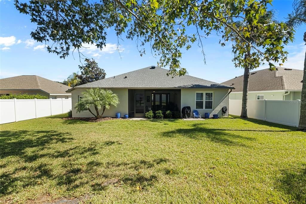 合同活跃: $485,000 (4 贝兹, 2 浴室, 2233 平方英尺)