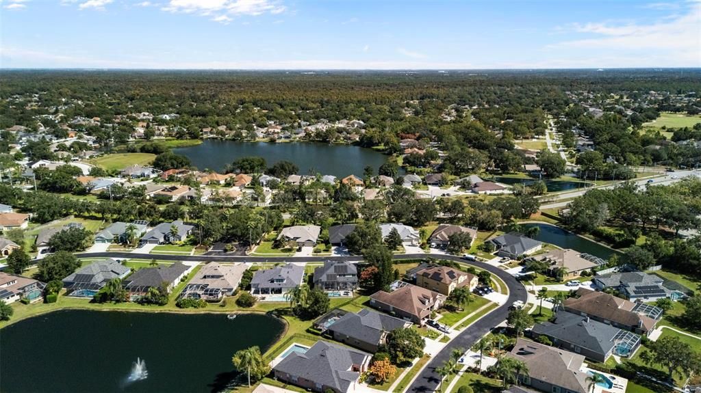 合同活跃: $485,000 (4 贝兹, 2 浴室, 2233 平方英尺)