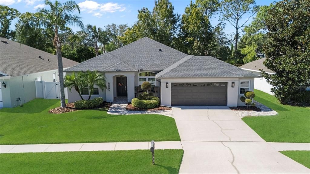 合同活跃: $485,000 (4 贝兹, 2 浴室, 2233 平方英尺)