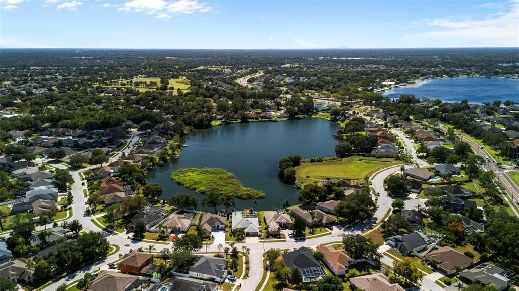 合同活跃: $485,000 (4 贝兹, 2 浴室, 2233 平方英尺)