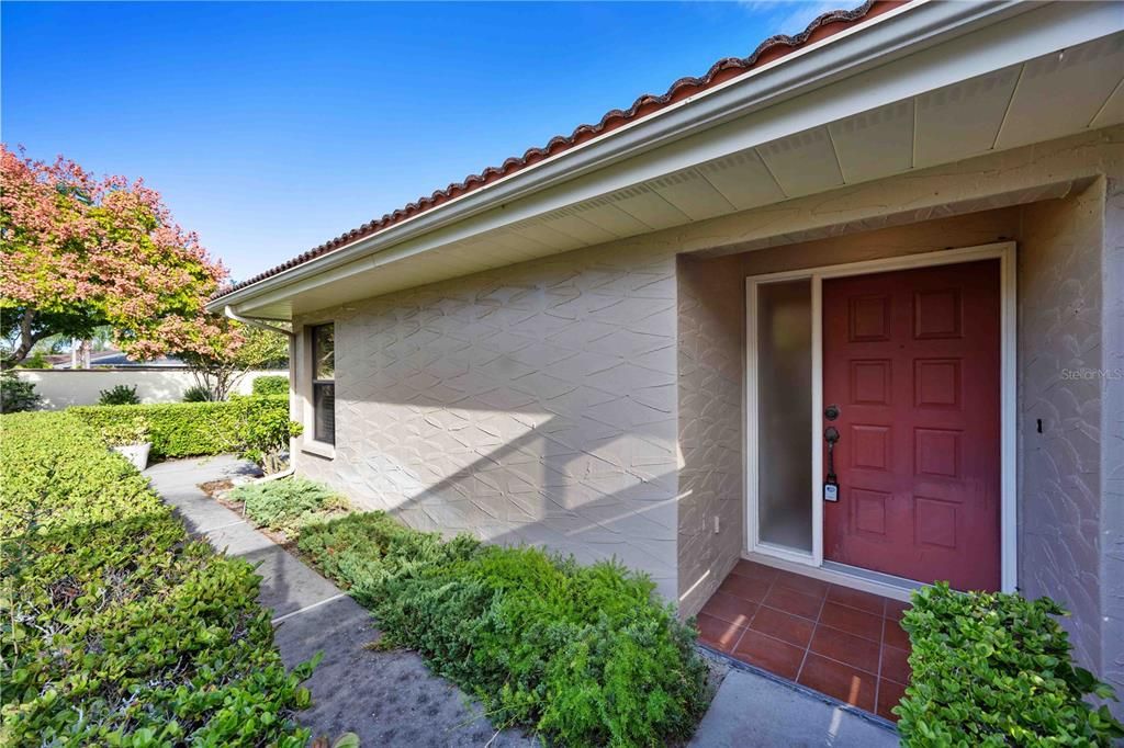 For Sale: $259,500 (3 beds, 2 baths, 1557 Square Feet)