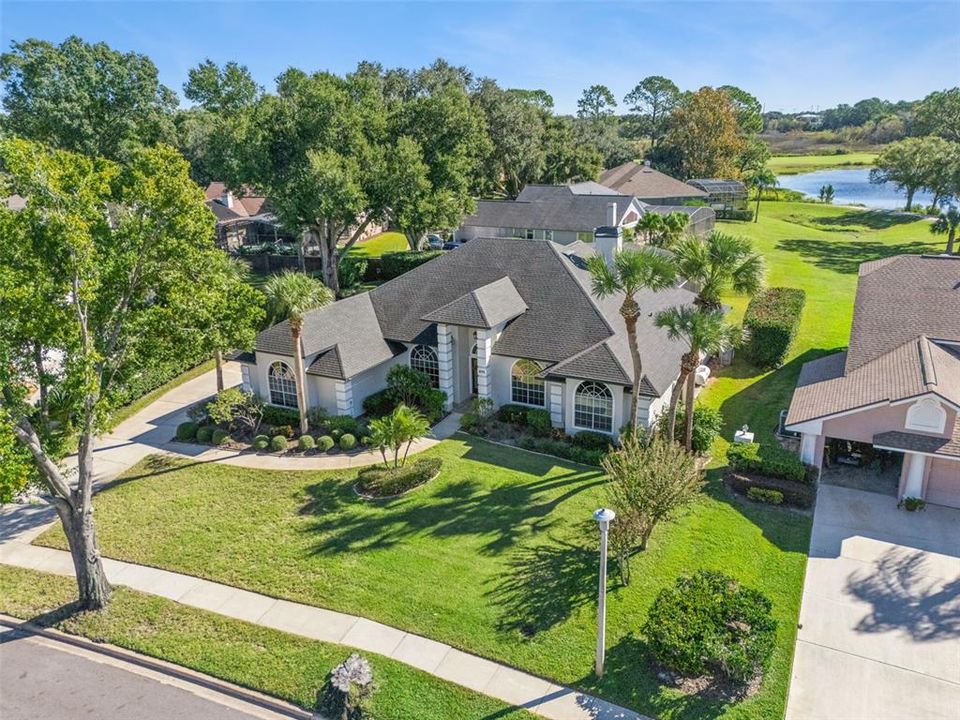 Activo con contrato: $710,000 (4 camas, 3 baños, 2653 Pies cuadrados)