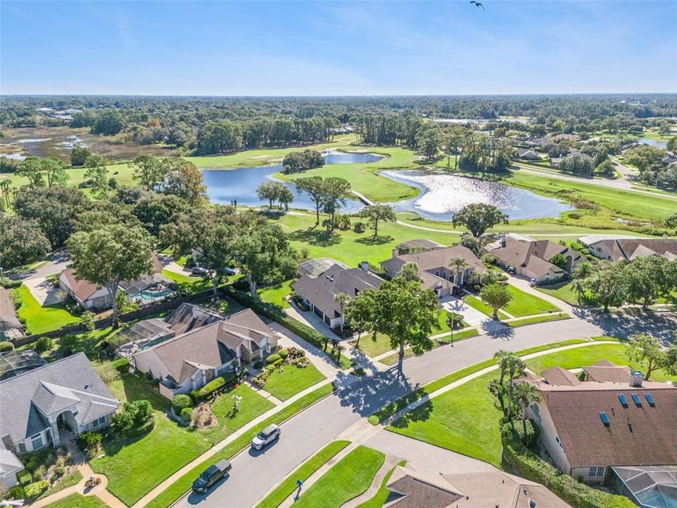 Activo con contrato: $710,000 (4 camas, 3 baños, 2653 Pies cuadrados)