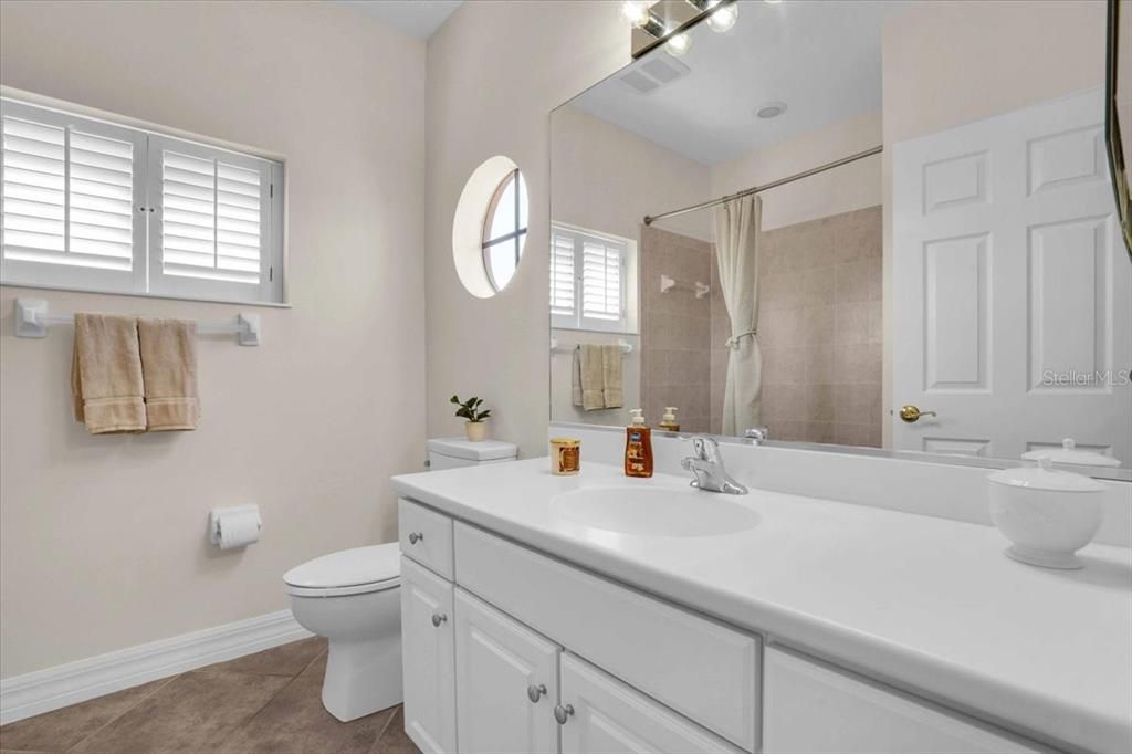 Activo con contrato: $749,000 (4 camas, 4 baños, 3024 Pies cuadrados)