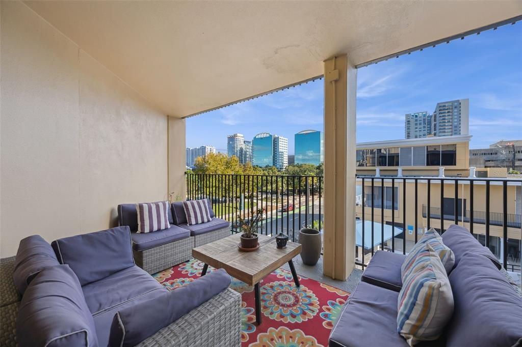 待售: $269,900 (2 贝兹, 2 浴室, 1324 平方英尺)