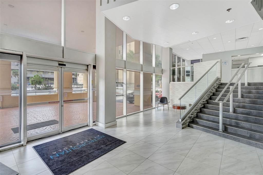 待售: $269,900 (2 贝兹, 2 浴室, 1324 平方英尺)