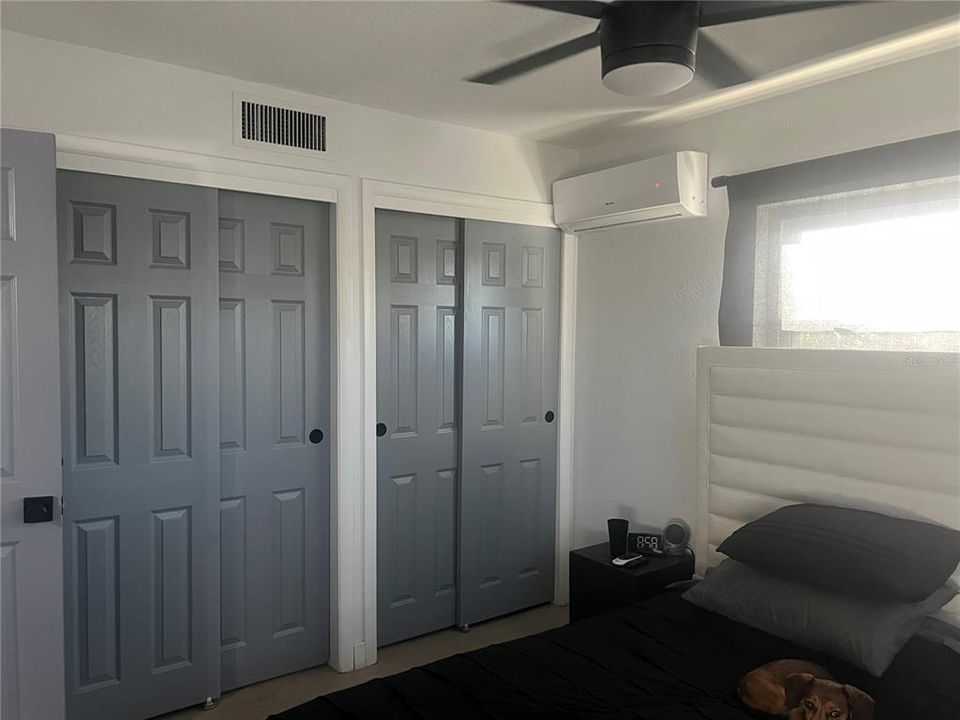 For Rent: $1,950 (1 beds, 1 baths, 550 Square Feet)