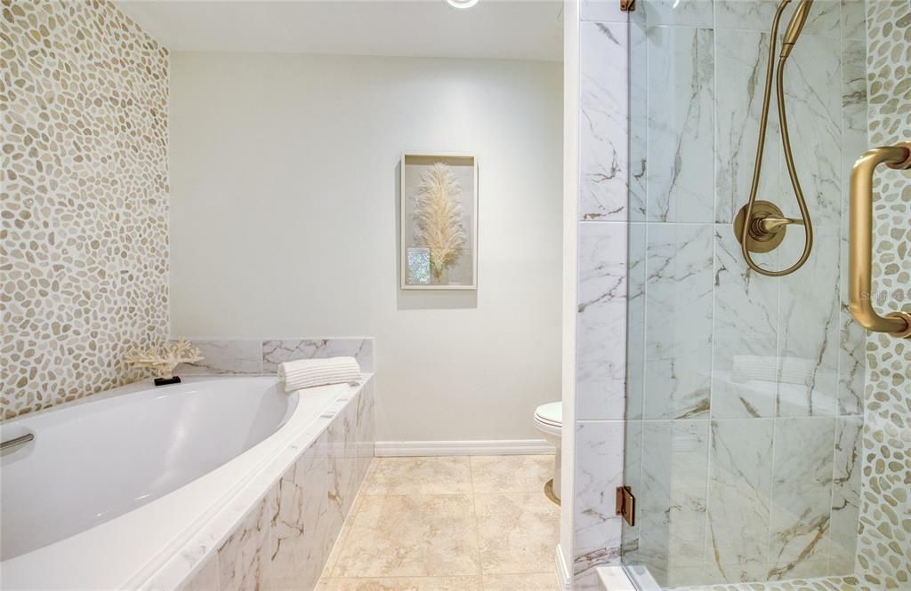 For Sale: $565,000 (2 beds, 2 baths, 1440 Square Feet)