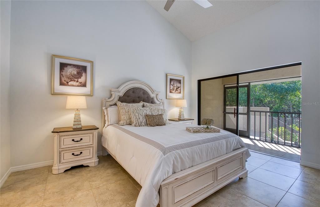 For Sale: $565,000 (2 beds, 2 baths, 1440 Square Feet)