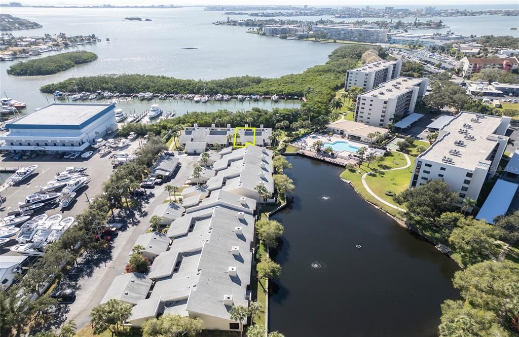 For Sale: $565,000 (2 beds, 2 baths, 1440 Square Feet)